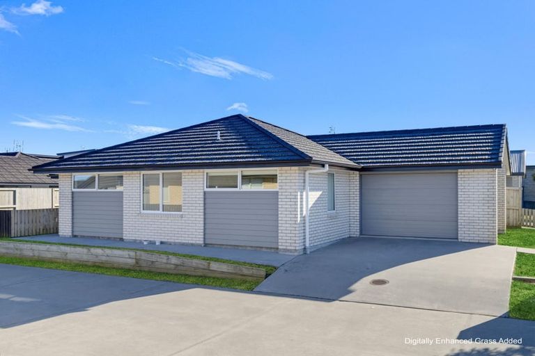 Photo of property in 2 Haka Way, Papamoa, 3118
