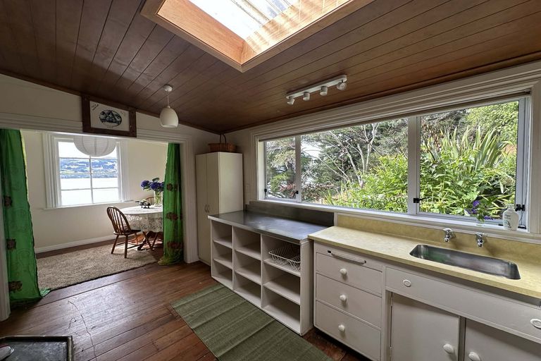 Photo of property in 1b Burkes Drive, Saint Leonards, Dunedin, 9022