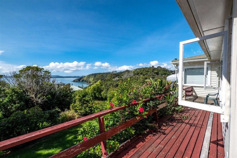 Photo of property in 34 Oneroa Road, Russell, 0202