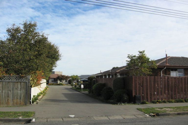 Photo of property in 1/23b Craven Street, Sockburn, Christchurch, 8042