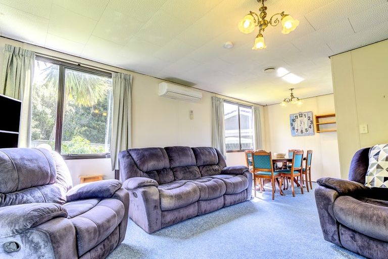 Photo of property in 14 Sequoia Place, Pukete, Hamilton, 3200