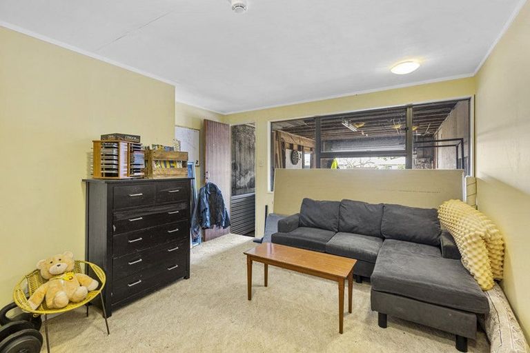 Photo of property in 8 Elm Grove, Westown, New Plymouth, 4310