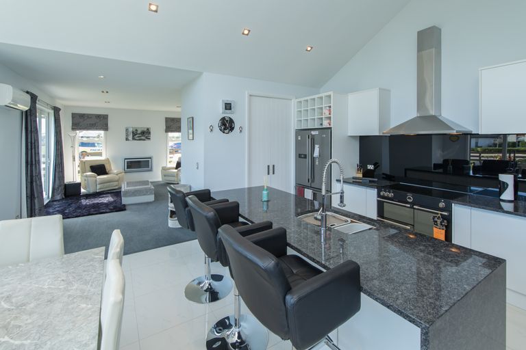 Photo of property in 2 Royston Common, West Melton, 7618