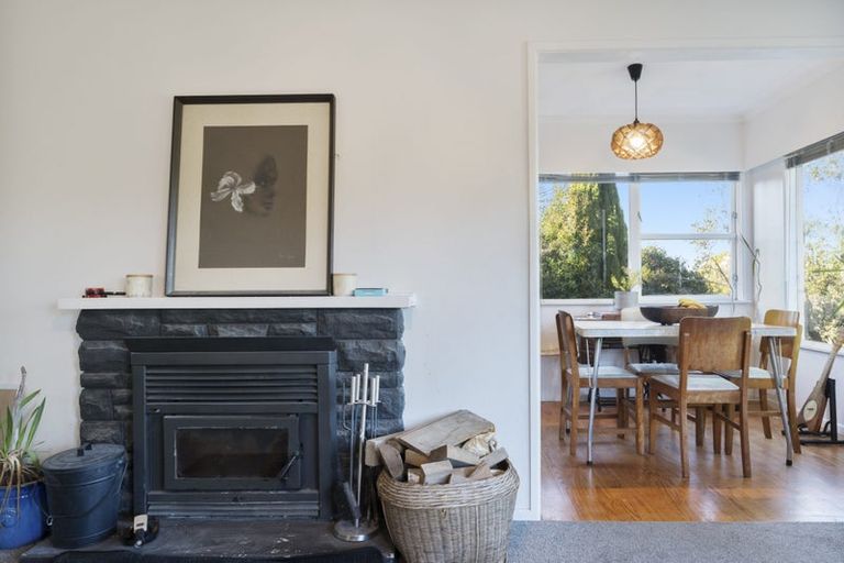 Photo of property in 60 Hilling Street, Titirangi, Auckland, 0604