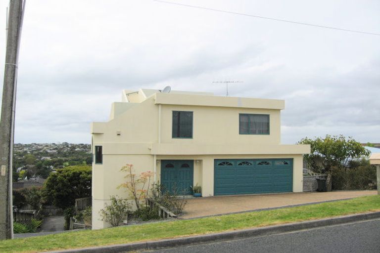Photo of property in 2/71 Stanmore Bay Road, Stanmore Bay, Whangaparaoa, 0932