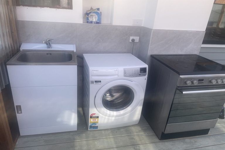 Photo of property in 216 Hillcrest Road, Hillcrest, Hamilton, 3216