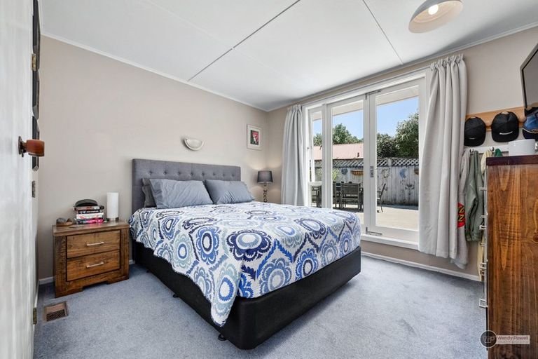 Photo of property in 17 Park Road, Belmont, Lower Hutt, 5010