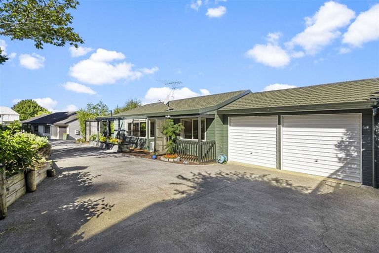 Photo of property in 84 Nigel Road, Browns Bay, Auckland, 0630