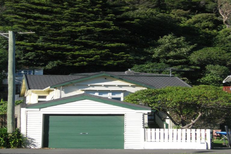 Photo of property in 359 Muritai Road, Eastbourne, Lower Hutt, 5013