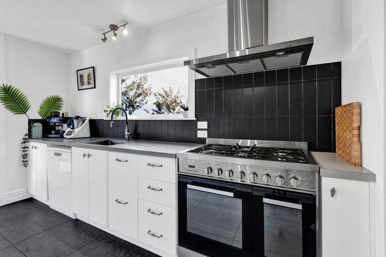 Photo of property in 817 Egmont Road, Hillsborough, New Plymouth, 4372