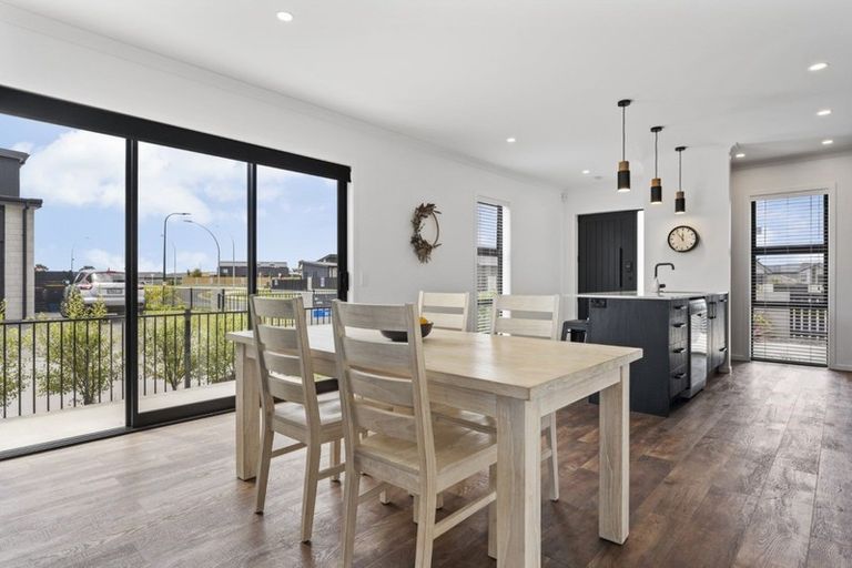 Photo of property in 1 Taniko Lane, Papamoa, 3118