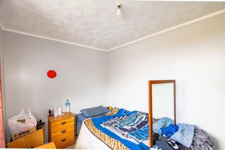 Photo of property in 6 Karyn Street, Castlecliff, Whanganui, 4501