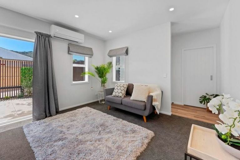 Photo of property in 6a Elm Street, Ebdentown, Upper Hutt, 5018