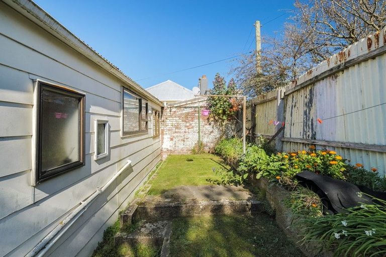 Photo of property in 22 Russell Street, Dunedin Central, Dunedin, 9016