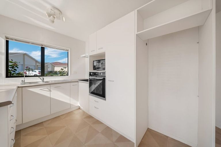 Photo of property in 10/169 Sturges Road, Henderson, Auckland, 0612