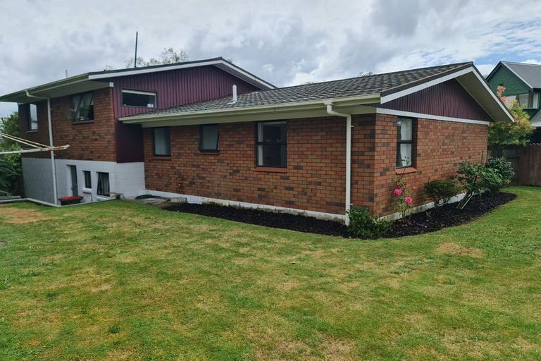 Photo of property in 31 Waitawa Place, Lynmore, Rotorua, 3010
