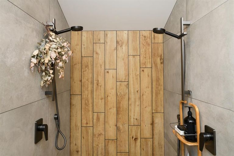 Photo of property in 41 Hammond Street, Bulls, 4818