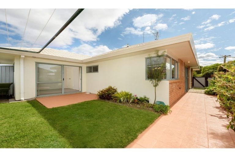 Photo of property in 1 Pemberton Way, Greerton, Tauranga, 3112