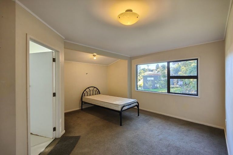 Photo of property in 4 Garner Place, Glenfield, Auckland, 0629