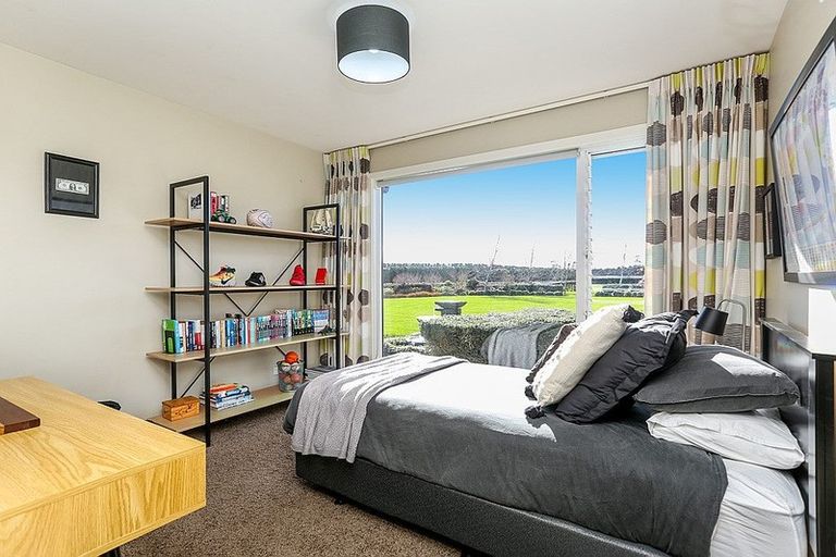 Photo of property in 50a Richmond Road, Brixton, New Plymouth, 4373