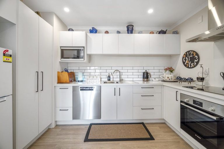 Photo of property in 10a Darroch Street, Fairy Springs, Rotorua, 3015