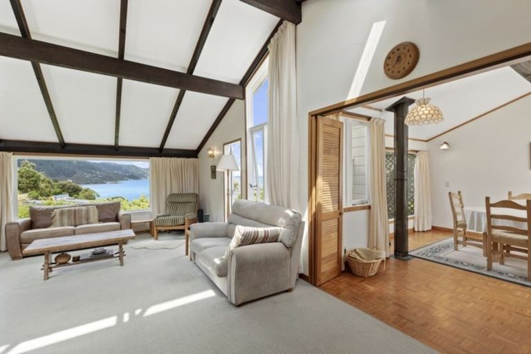 Photo of property in 7 Westhill Road, Point Howard, Lower Hutt, 5013