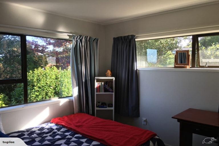Photo of property in 2/94 Glamorgan Drive, Torbay, Auckland, 0630