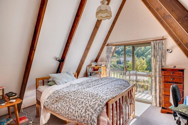 Photo of property in 50 Glenross Street, Glenross, Dunedin, 9011