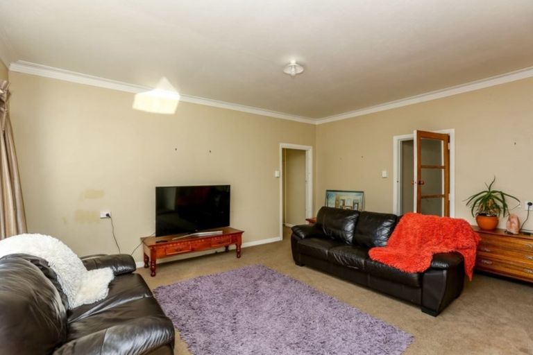 Photo of property in 360 Devon Street West, Lynmouth, New Plymouth, 4310