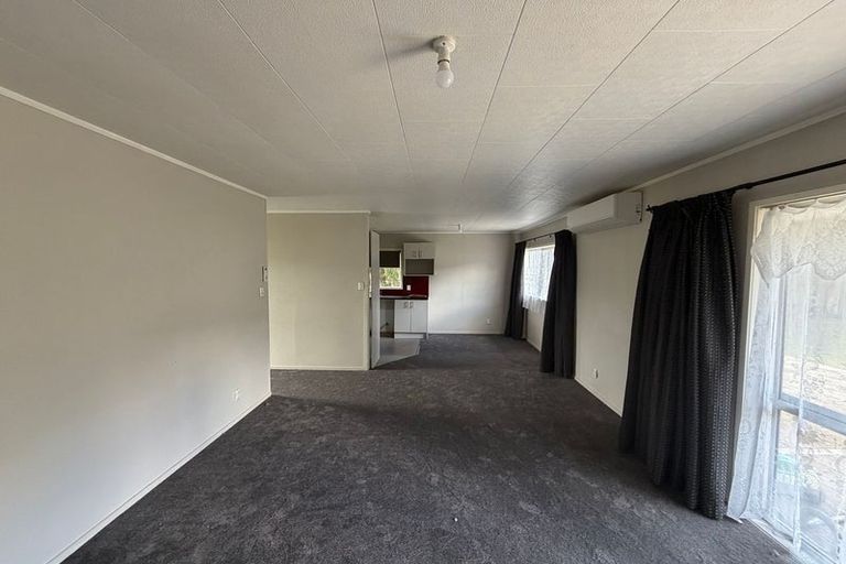 Photo of property in 15 Jontue Place, Clover Park, Auckland, 2019