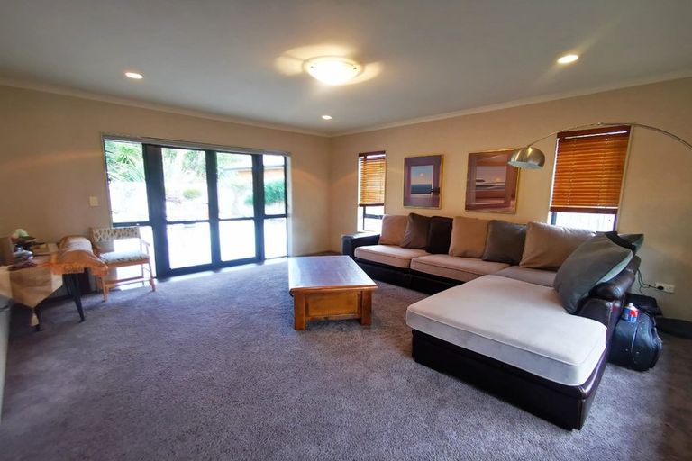 Photo of property in 35 Milbrook Place, Chartwell, Hamilton, 3210