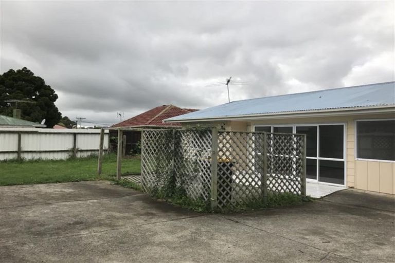 Photo of property in 2/3 Ellen Street, Manurewa East, Auckland, 2102