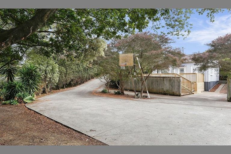 Photo of property in 34 Meadow Street, Mount Wellington, Auckland, 1062