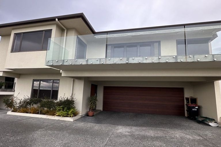 Photo of property in 125a Chaucer Road, Hospital Hill, Napier, 4110