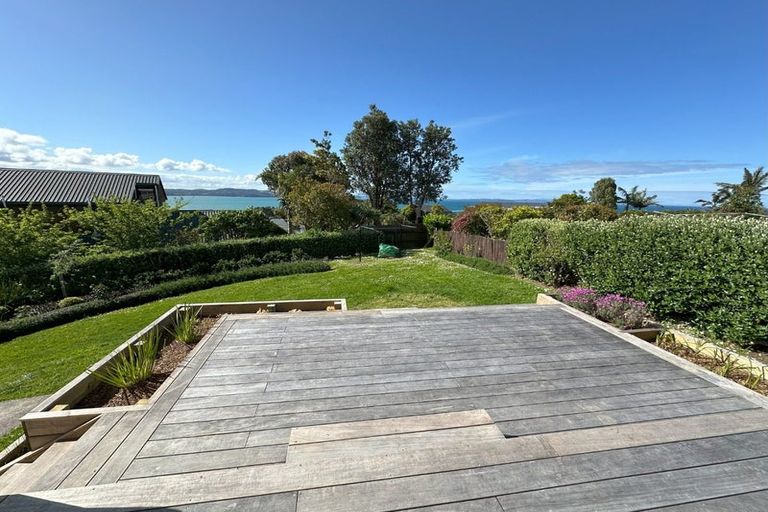 Photo of property in 70a Vipond Road, Stanmore Bay, Whangaparaoa, 0932