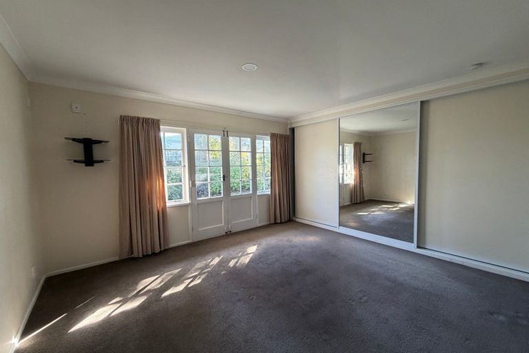 Photo of property in 318 Te Moana Road, Waikanae, 5036