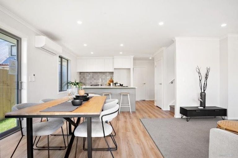 Photo of property in 1/18 Pickering Crescent, Chedworth, Hamilton, 3210