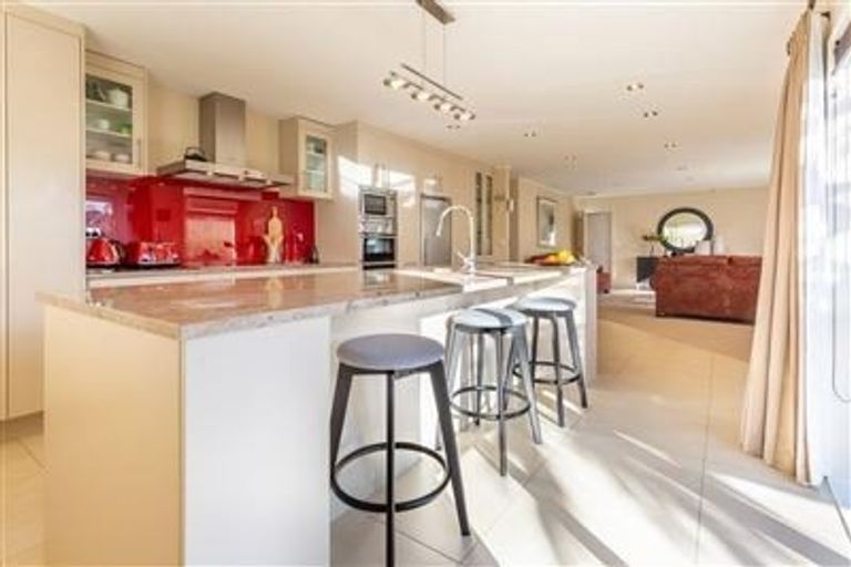 Photo of property in 76 Picasso Drive, West Harbour, Auckland, 0618