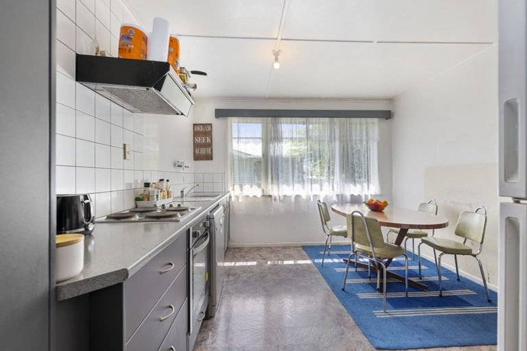 Photo of property in 15a Tui Road, Western Heights, Rotorua, 3015