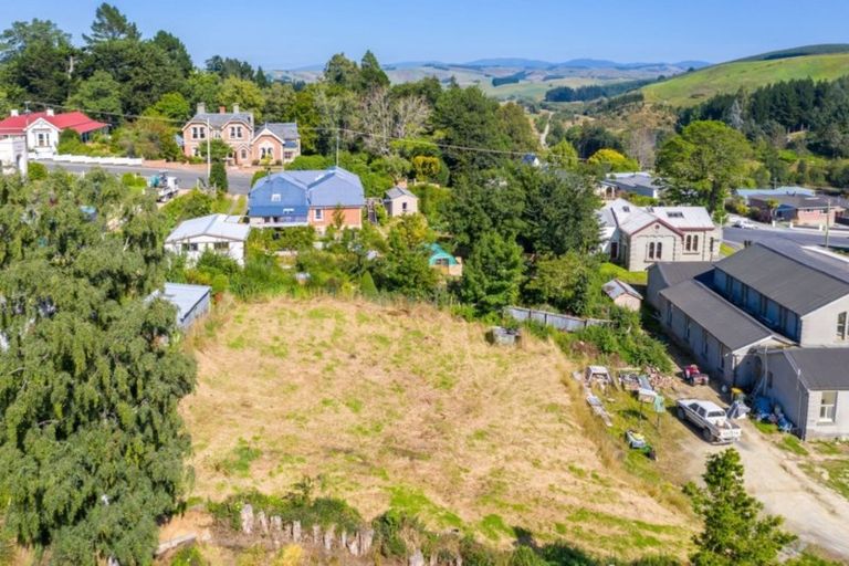 Photo of property in 6 Colonsay Street, Lawrence, 9532