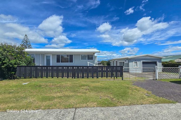Photo of property in 382 Pukehina Parade, Pukehina, 3189