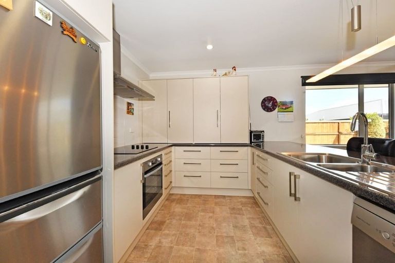 Photo of property in 30 Wakeman Way, Kaiapoi, 7630