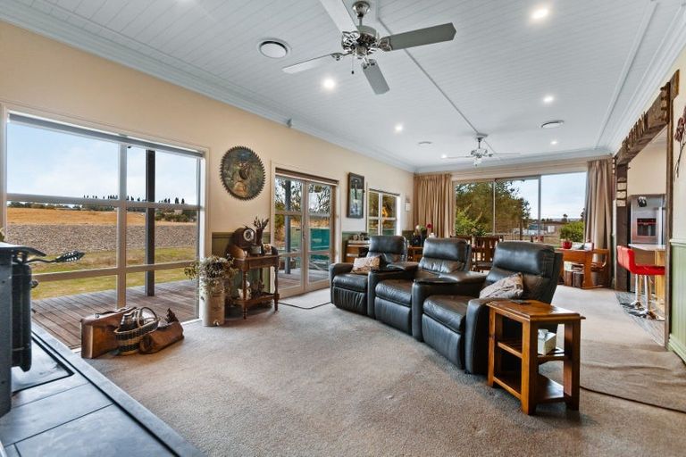 Photo of property in 11 Half Time Close, Omakau, 9376