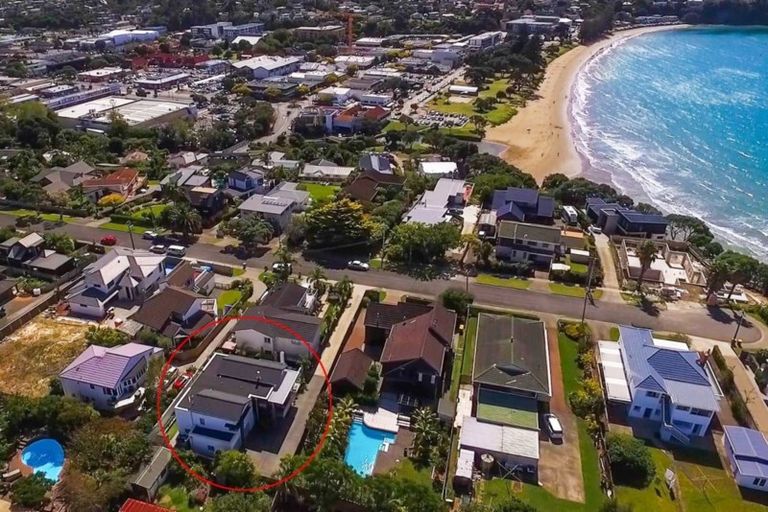 Photo of property in 31a Beechwood Road, Rothesay Bay, Auckland, 0630