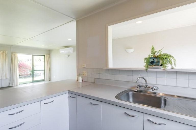 Photo of property in 810 Sylvan Road, Mayfair, Hastings, 4122