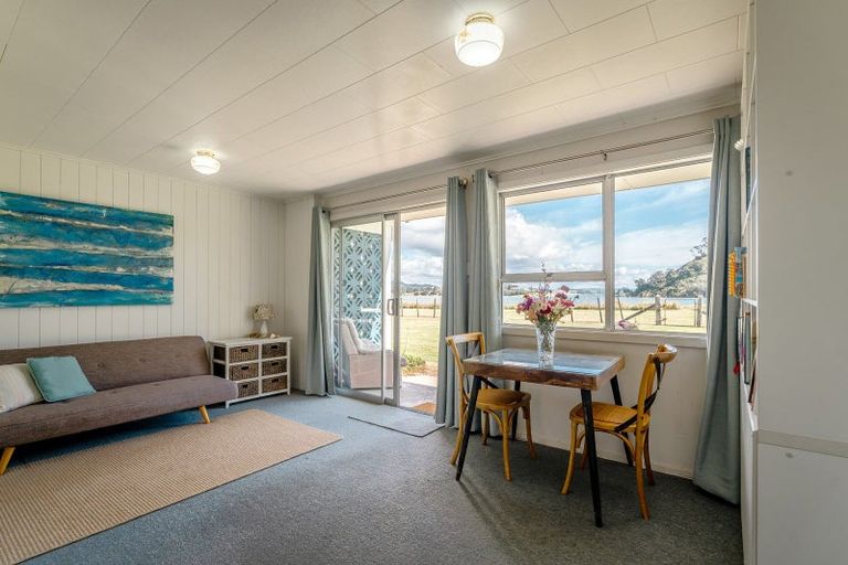 Photo of property in 43 Mahanga Road, Pataua South, Onerahi, 0192