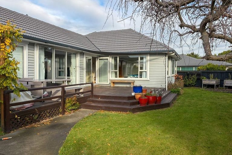 Photo of property in 32 Wyn Street, Hoon Hay, Christchurch, 8025