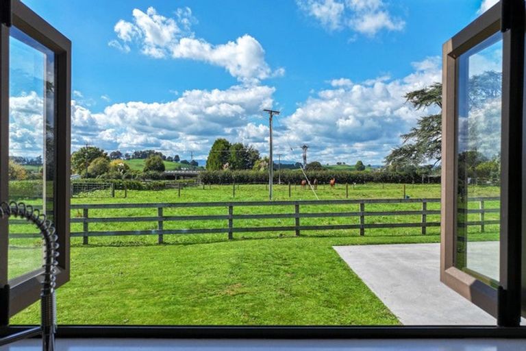 Photo of property in 37 State Highway 27, Tirau, 3410