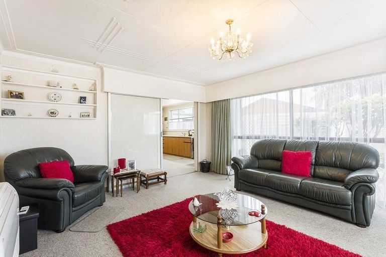 Photo of property in 160 Macandrew Road, South Dunedin, Dunedin, 9012