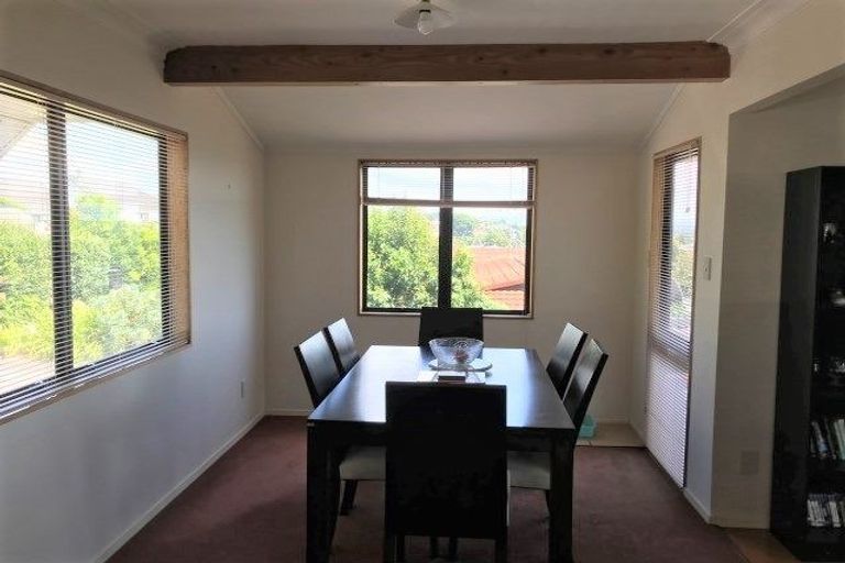 Photo of property in 32 Corinna Street, Welcome Bay, Tauranga, 3112